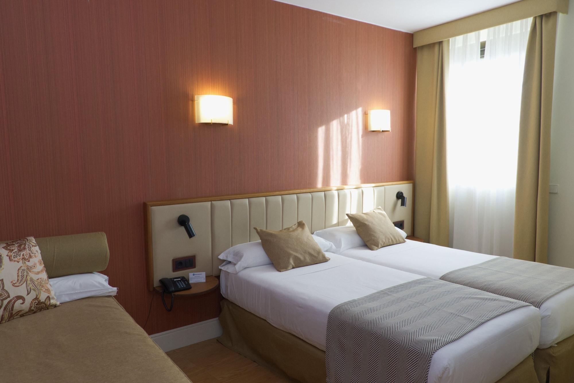 Hospedium Hotel Los Condes Madrid Exterior photo